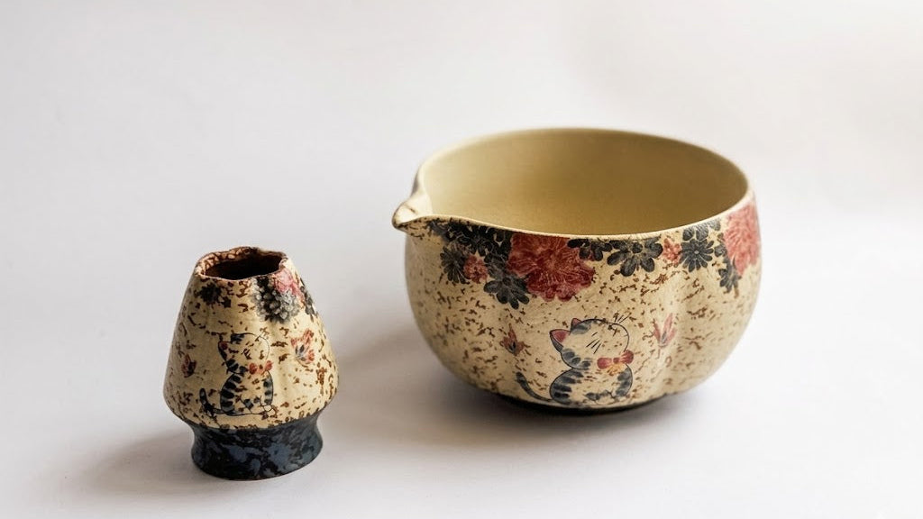 Handmade "Neko" Katakuchi Matcha Bowl | Aesthetic Cat & Floral Design